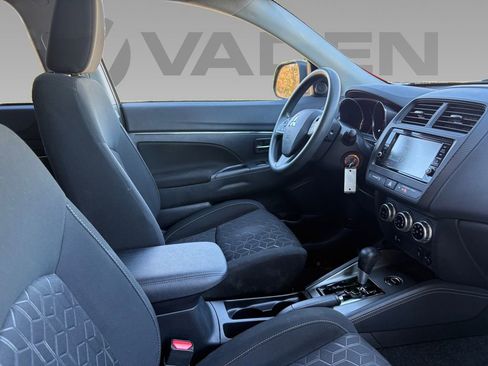 Used 2024 Mitsubishi Outlander Sport ES image 8