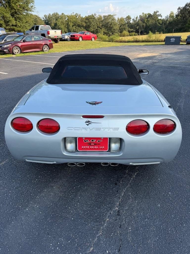 Used 1998 Chevrolet Corvette Convertible w/ Memory Pkg RWD image 3