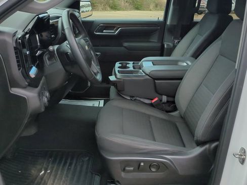 Used 2023 Chevrolet Silverado 1500 LT image 11