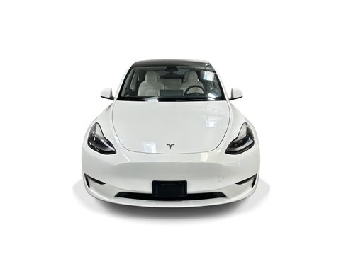 Certified 2023 Tesla Model Y Long Range AWD/4WD image 2