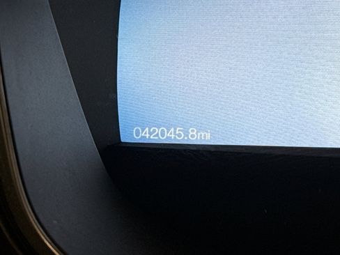 Used 2019 Ford Fusion SE image 9