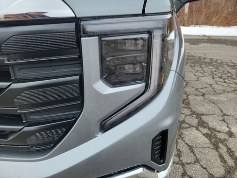 New 2026 GMC Sierra 1500 Pro w/ Pro Value Package image 14