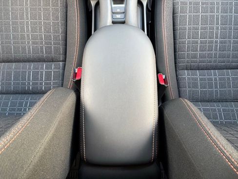 Used 2024 Honda HR-V Sport image 16