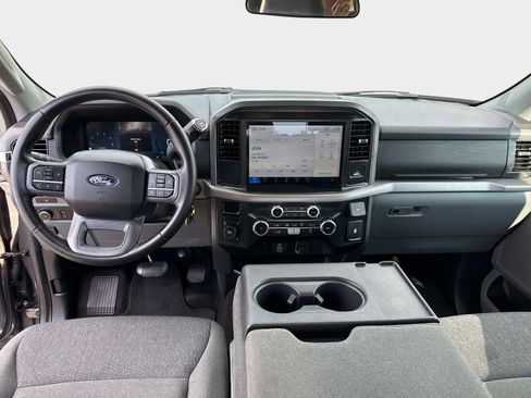 Used 2025 Ford F150 XLT w/ Equipment Group 301A Standard AWD/4WD image 17
