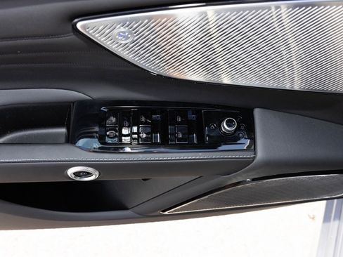 New 2025 Maserati Grecale GT image 18