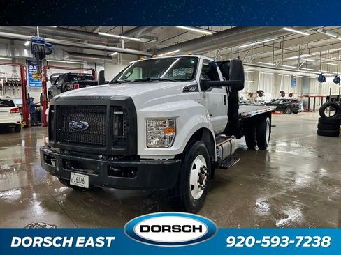 Certified 2022 Ford F750 2WD Regular Cab Super Duty image 1