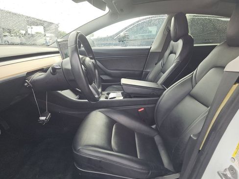Used 2018 Tesla Model 3 Long Range image 7