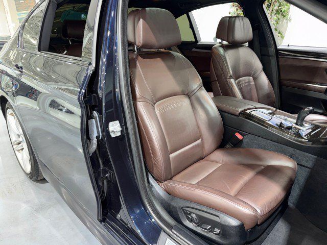 Used 2015 BMW 550i Sedan RWD image 58