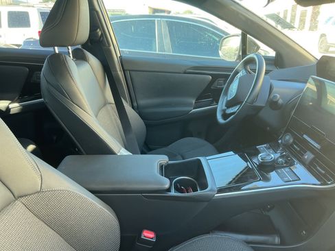 Used 2024 Toyota bZ4X XLE image 6