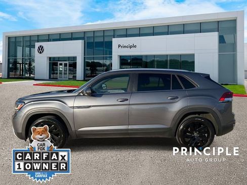 Certified 2023 Volkswagen Atlas Cross Sport SE w/ Black Wheel Package FWD image 6