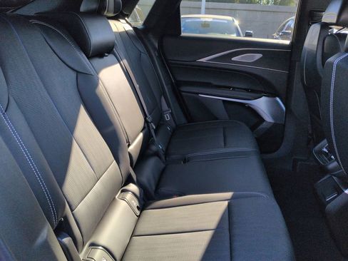 Used 2026 Cadillac Lyriq Premium Sport image 19