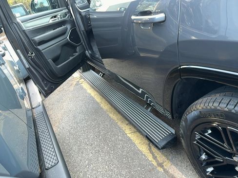 New 2026 Jeep Grand Wagoneer Limited image 5