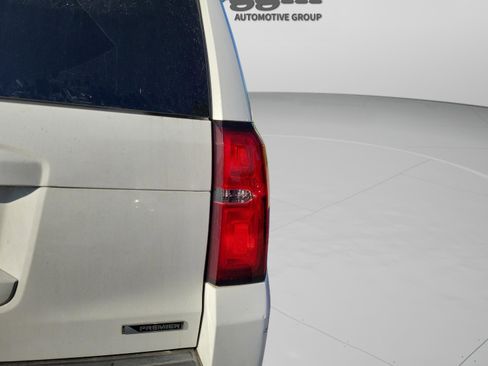 Used 2017 Chevrolet Tahoe Premier AWD/4WD image 21