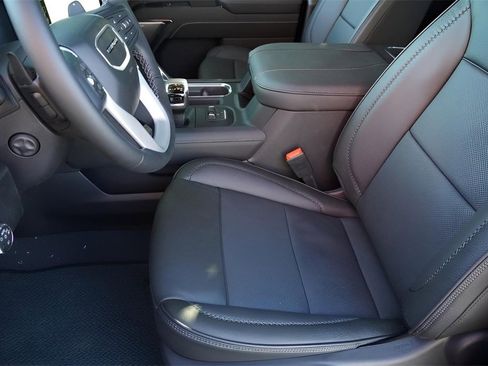 New 2026 GMC Sierra 1500 Denali w/ Denali Reserve Package image 13