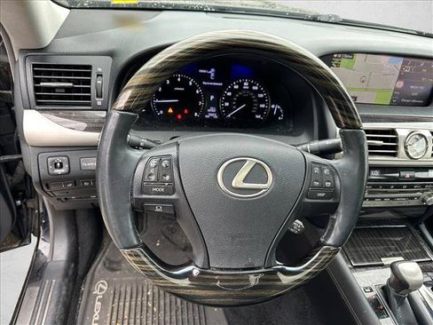 Used 2015 Lexus LS 460 AWD w/ Comfort Package image 13