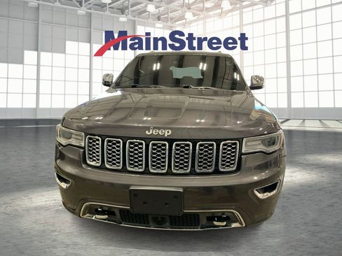 Used 2018 Jeep Grand Cherokee Overland image 8