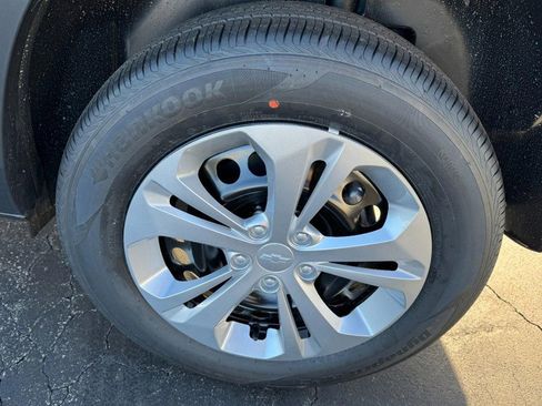 New 2026 Chevrolet Trax LS image 6