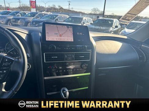 Used 2024 INFINITI QX80 Luxe image 15