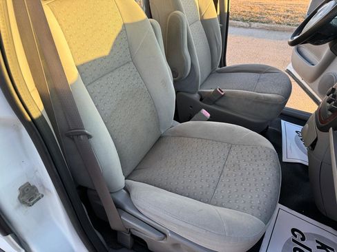 Used 2007 Chevrolet Uplander image 13