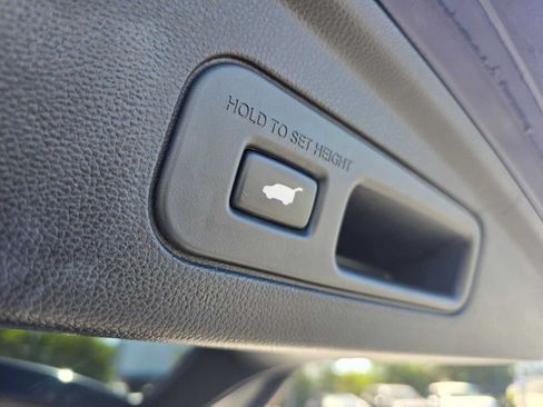 Used 2023 Acura MDX SH-AWD w/ Advance Package image 15