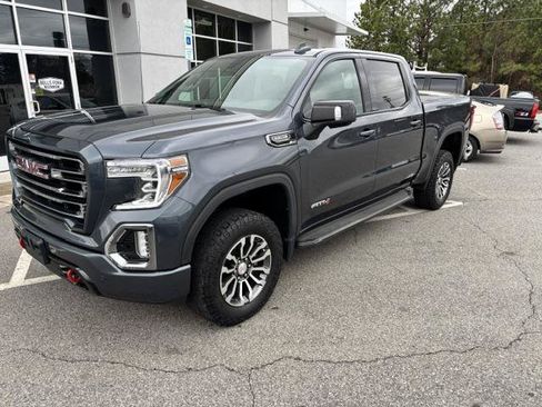 Used 2021 GMC Sierra 1500 AT4 w/ AT4 Value Package AWD/4WD image 2