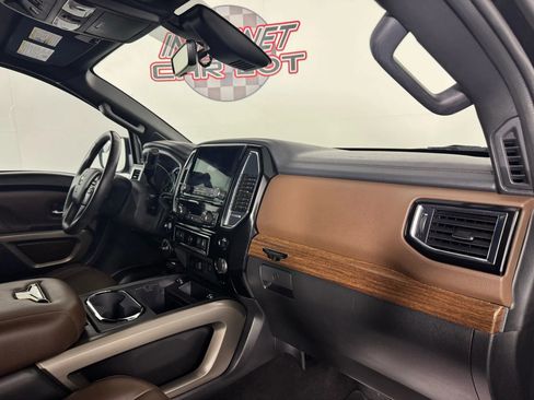 Used 2023 Nissan Titan Platinum Reserve w/ Moonroof Package image 12