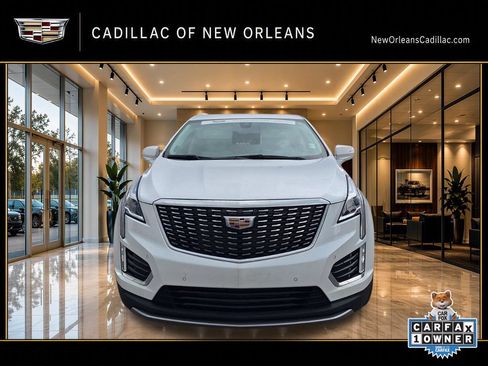 Certified 2023 Cadillac XT5 Premium Luxury FWD image 9