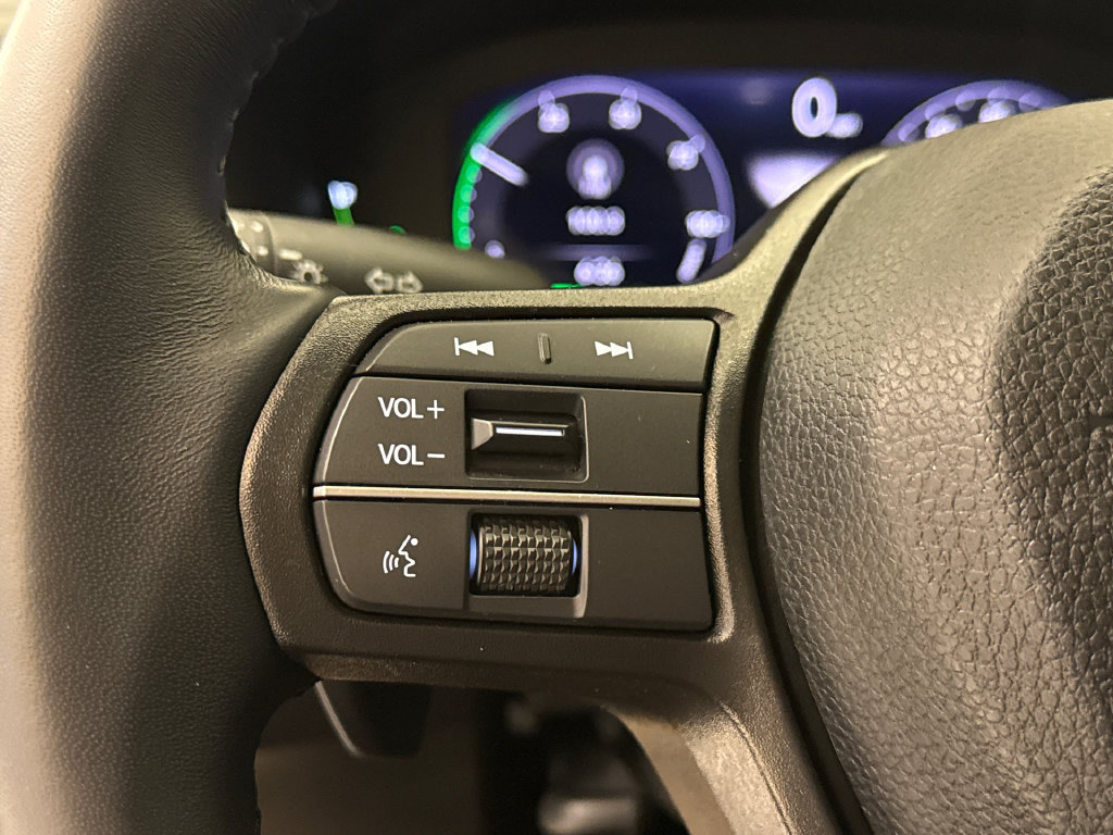 Certified 2024 Honda Accord Sport image 31