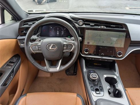 Certified 2023 Lexus RZ 450e Premium w/ Technology Package AWD/4WD image 17