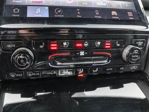 Used 2022 Jeep Grand Cherokee Trailhawk image 24