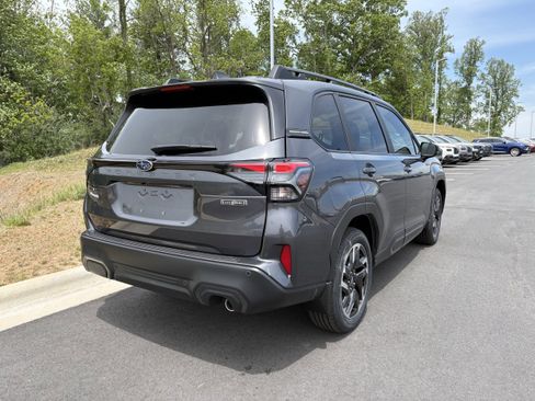 New 2026 Subaru Forester Touring AWD/4WD image 9