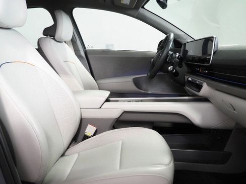 Used 2024 Hyundai Ioniq 6 SEL image 14