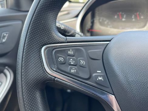 Used 2024 Chevrolet Malibu LS FWD image 21