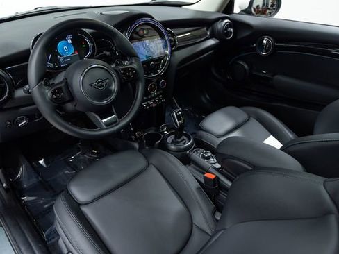 Certified 2024 MINI Cooper S image 21