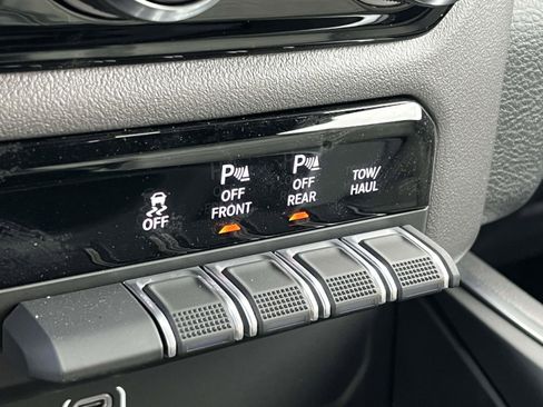 New 2026 RAM 1500 Express image 12