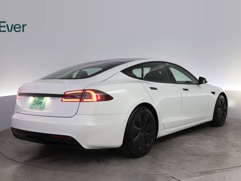 Used 2022 Tesla Model S AWD/4WD image 3