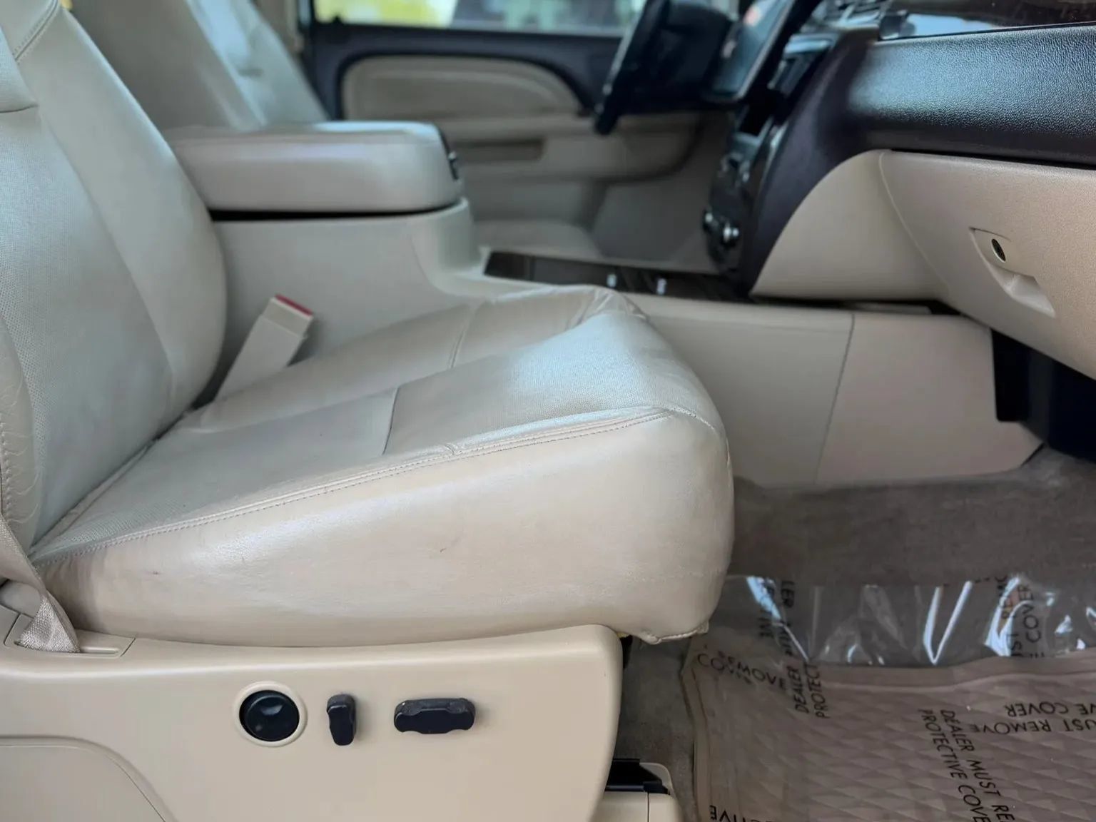 Used 2011 GMC Sierra 2500 Denali AWD/4WD image 35