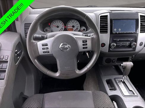 Used 2017 Nissan Frontier Desert Runner RWD image 9