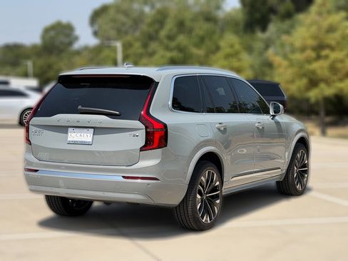 New 2026 Volvo XC90 T8 Plus w/ Protection Package Premier AWD/4WD image 6