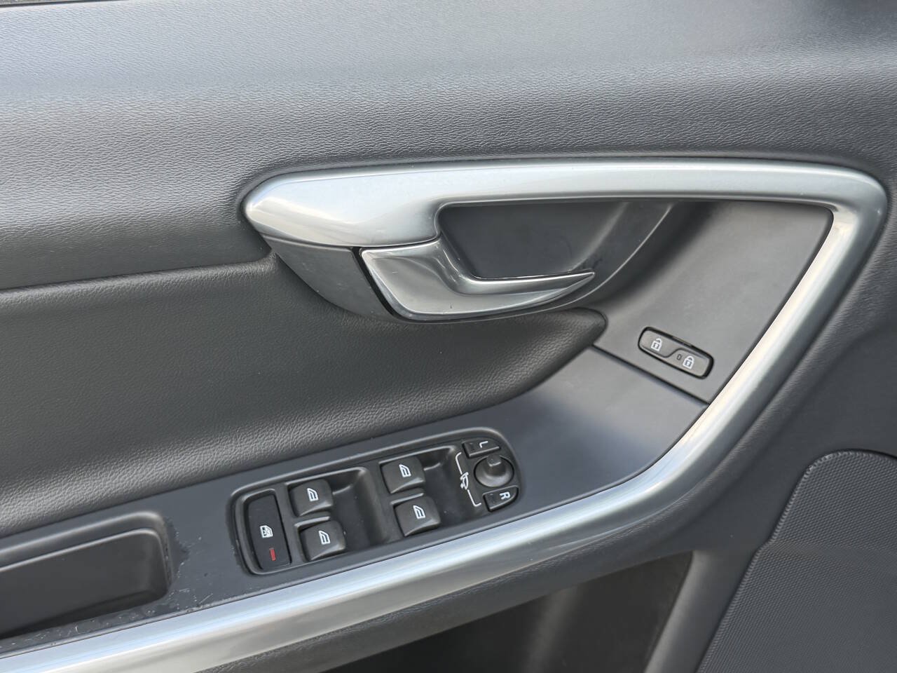 Used 2015 Volvo S60 T5 Premier FWD image 18