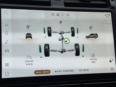 Used 2023 Land Rover Discovery Metropolitan Edition image 30