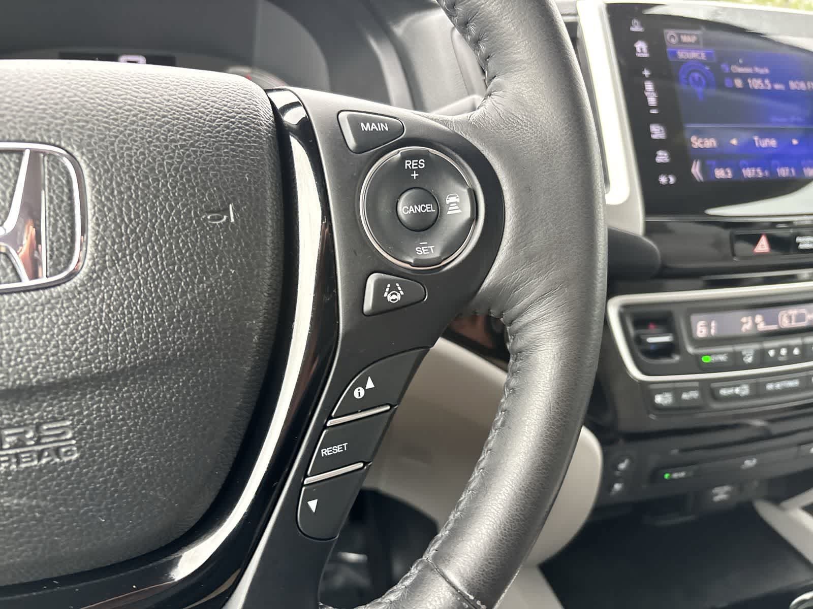 Used 2017 Honda Pilot Elite image 17