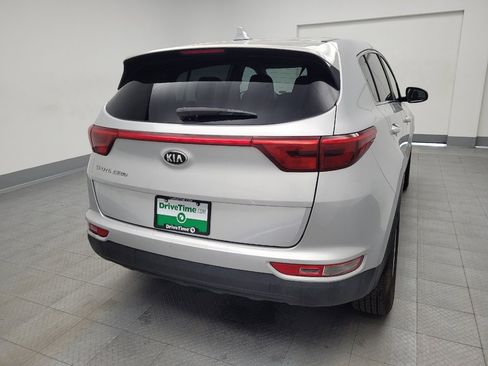 Used 2018 Kia Sportage LX image 7