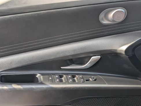 Used 2025 Hyundai Elantra Hybrid FWD image 26