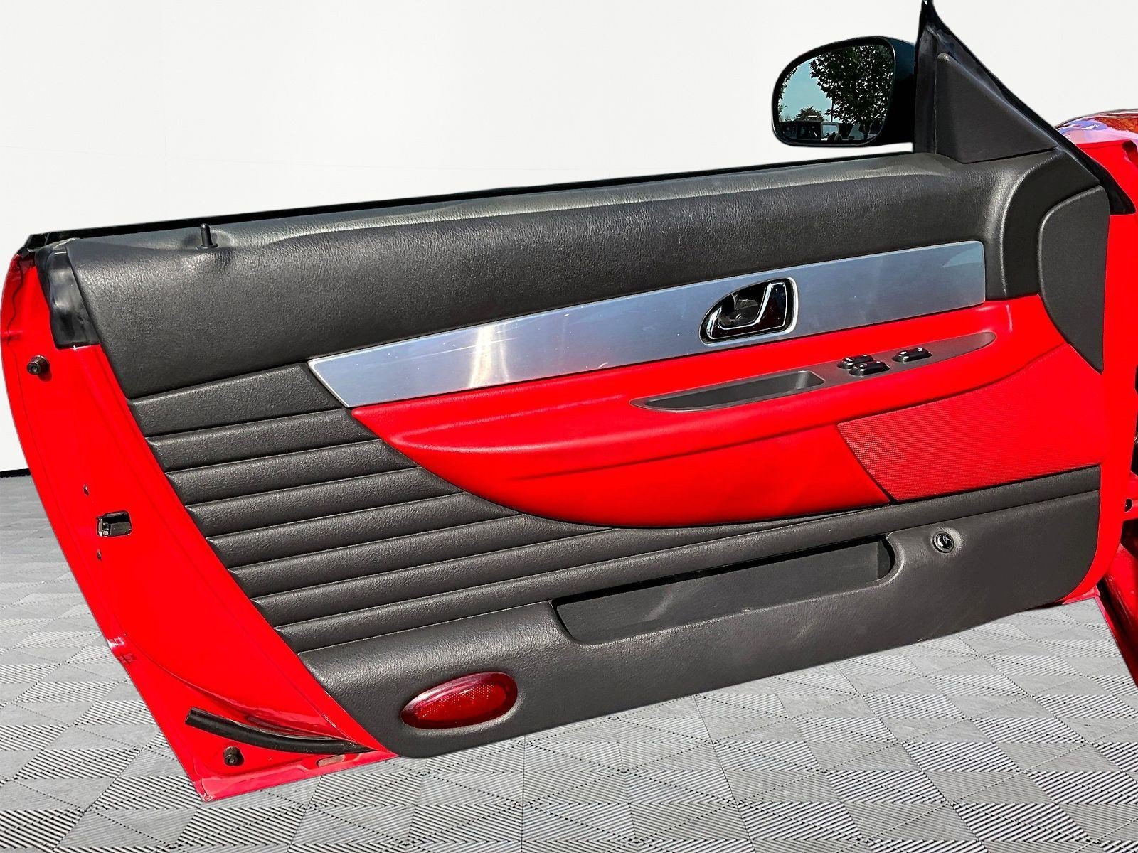 Used 2002 Ford Thunderbird RWD image 16