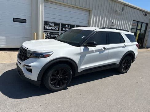 Used 2020 Ford Explorer ST w/ Premium Technology Package AWD/4WD image 17