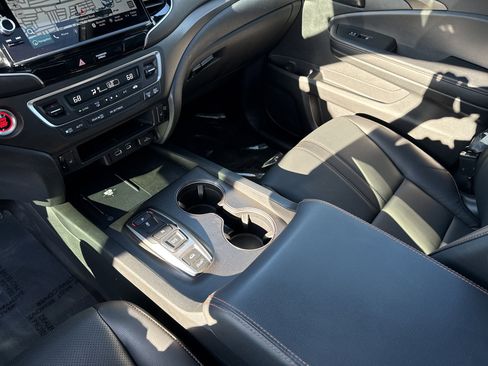 Certified 2025 Honda Ridgeline TrailSport image 26