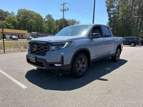 Certified 2026 Honda Ridgeline TrailSport image 2