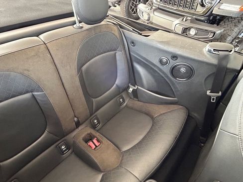 Used 2020 MINI Cooper S image 15