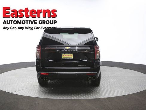 Used 2024 Chevrolet Suburban Premier RWD image 42